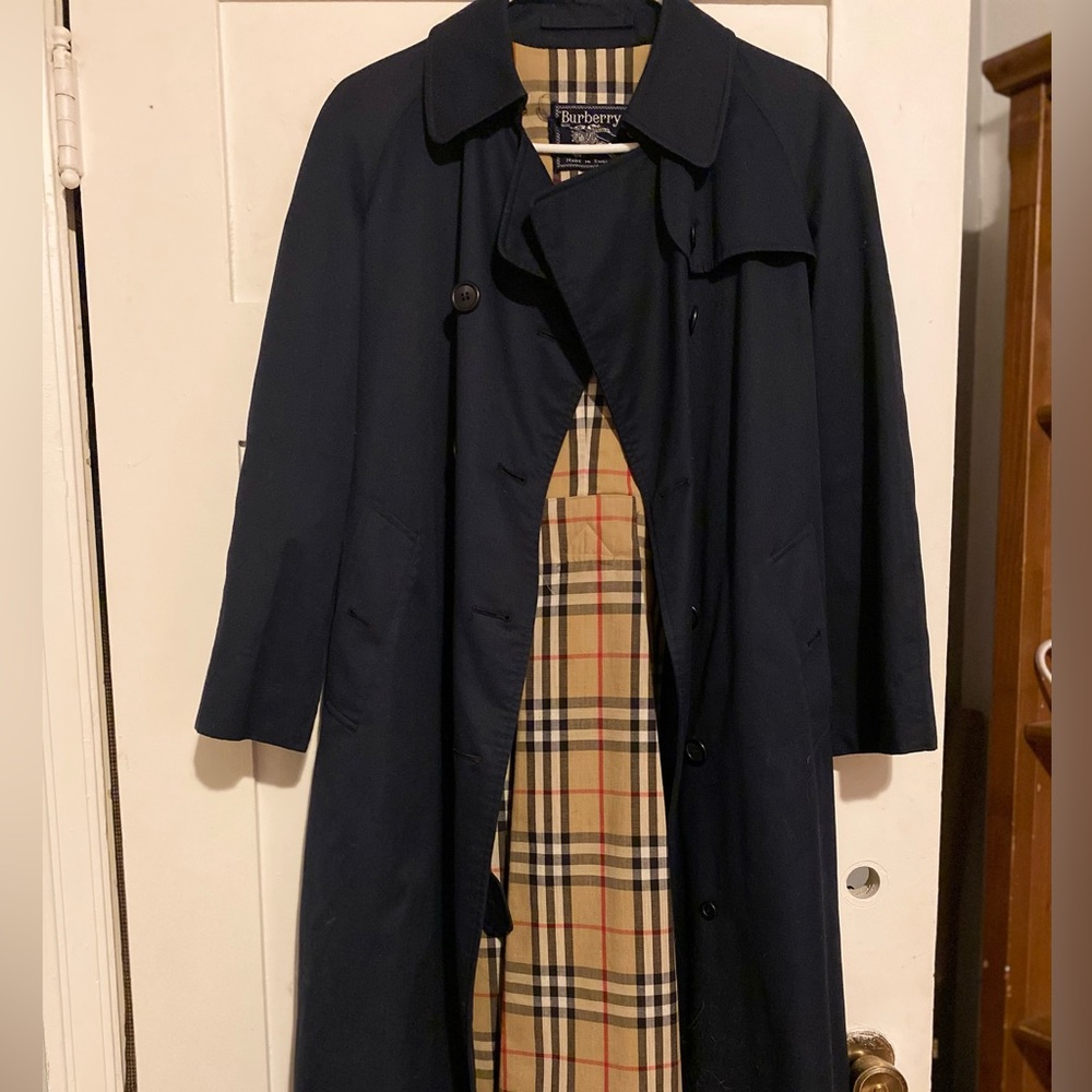 *SOLD* Vintage Burberry trench coat